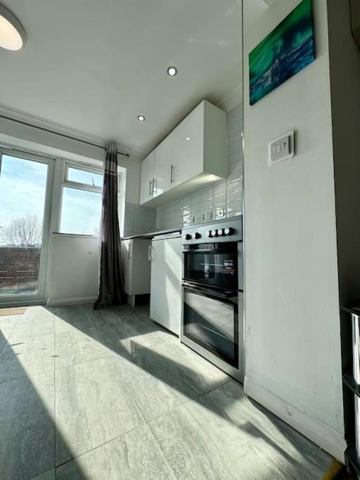 Flat On High Street Apartment Saltdean Exterior photo